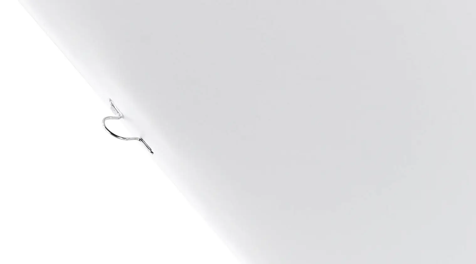 Brochures avec reliure par agrafes boucle